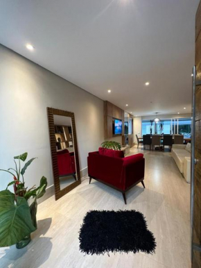 Casa Bela com quintal na Riviera de São Lourenço